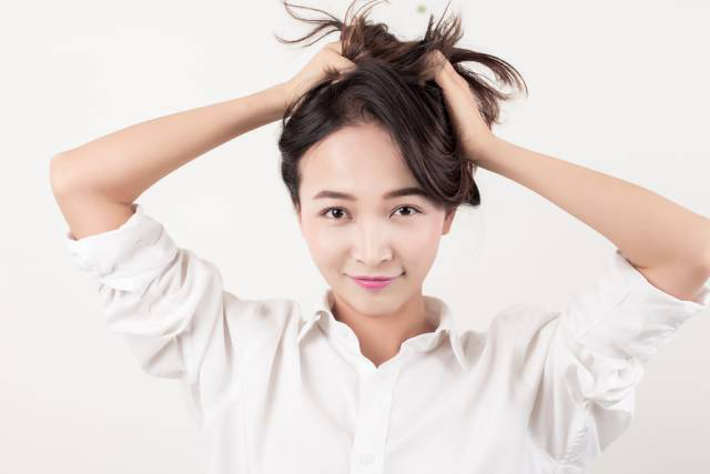 扎心了，白發(fā)找上門(mén)的原因原來(lái)是…