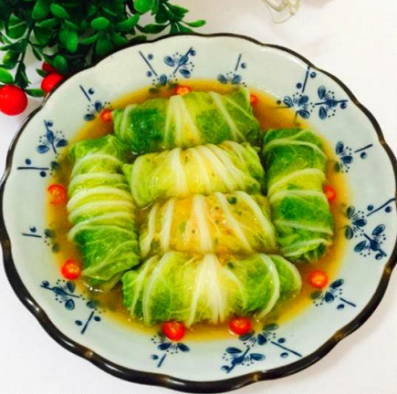 寶寶開胃食譜，白菜卷肉讓你吃一口就愛上TA