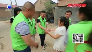 天子腳下公益群 用實(shí)際行動(dòng)踐行雷鋒精神