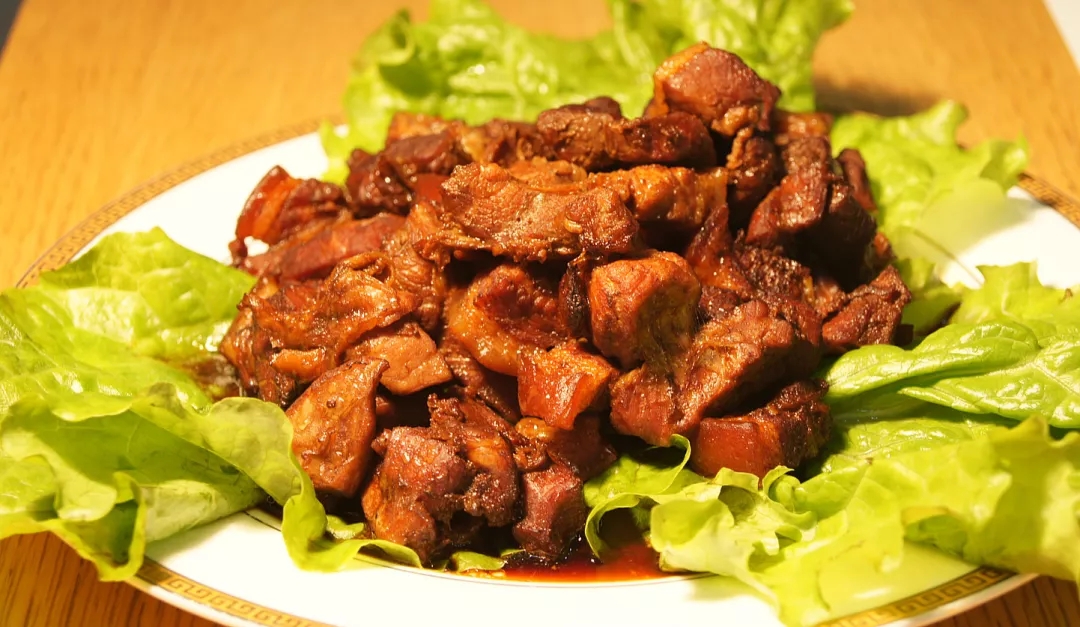 家的味道|蒸鯽魚、紅燒肉、五谷豐登，各種大菜一鍋出！~