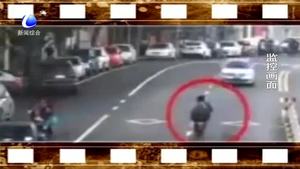 電動(dòng)車在機(jī)動(dòng)車道逆行 與轎車相撞
