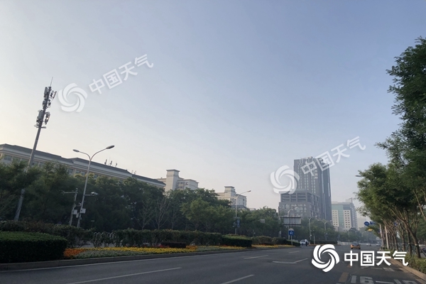 35℃！今天北京高溫天氣重返需防曬 周末降雨降溫