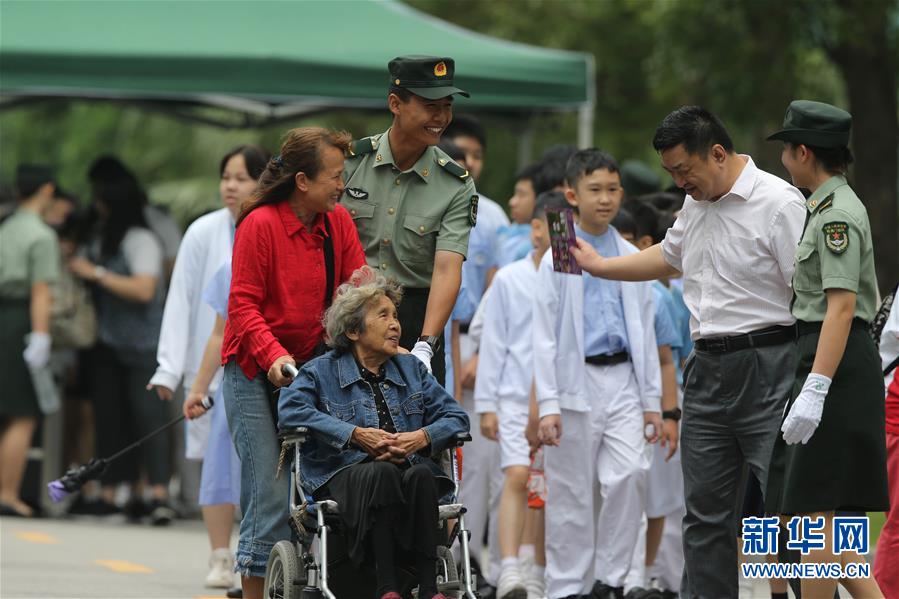 （澳門(mén)回歸20周年）（5）八一軍旗耀濠江——中國(guó)人民解放軍進(jìn)駐澳門(mén)20周年紀(jì)實(shí)