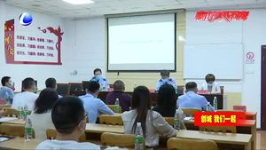 市交警一大隊(duì)召開現(xiàn)場(chǎng)座談會(huì) 破解轄區(qū)出行難題