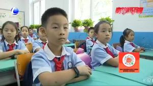 學(xué)校開展“節(jié)約糧食 光盤行動”主題班會 杜絕“舌尖上的浪費(fèi)”